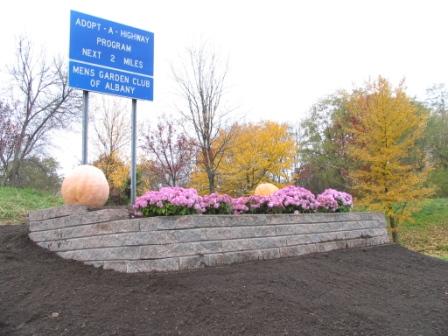 RT 90 Garden Bed Fall